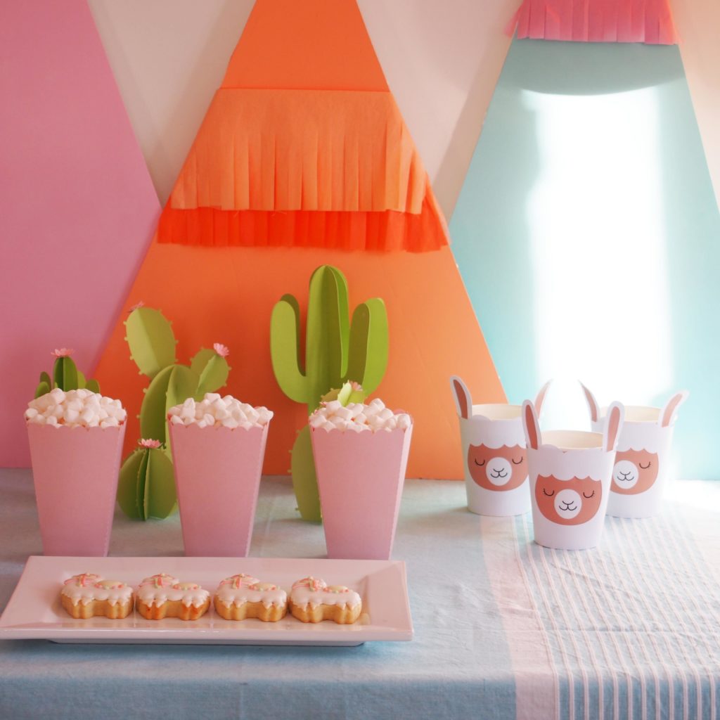 Des Lamas Et Des Cactus Pour Son Anniversaire Rose Caramelle Carnet D Inspiration